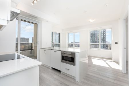 For Lease - 36 Elm Drive Unit# 604, Mississauga, Ontario - Photo 5