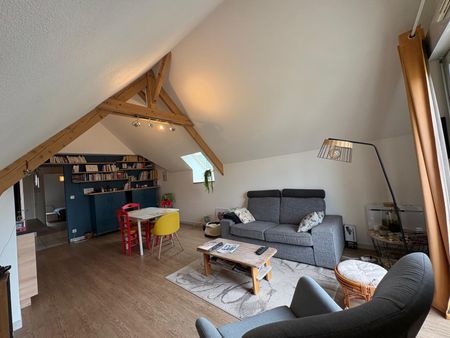 Location Appartement 3 pièces 67m² LA RICHE 37520 - Photo 2