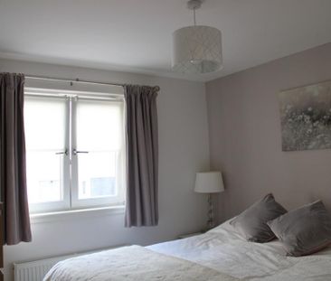 2 bed flat for rent in Corstorphine - Photo 4