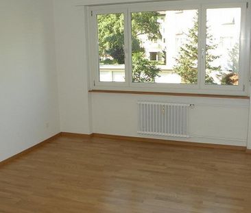 Charmante 4-Zimmerwohnung an zentraler Lage - Photo 6