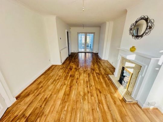 3 bedroom House To Let - Photo 1