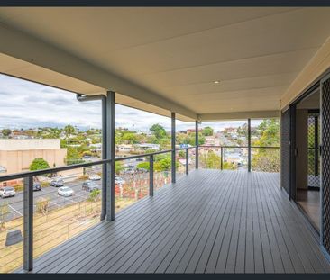 4-Bedroom Home in Prime Location - Walk to Gympie CBD - Photo 4