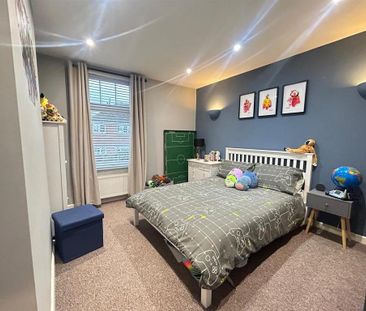 2 bedroom terraced house to rent - Photo 4