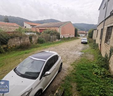 Location Appartement 2 pièces 53m² AUREC SUR LOIRE 43110 - Photo 3