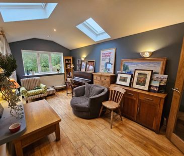 3 bedroom House To Let Total Size: 1185 SQ FT - Photo 4