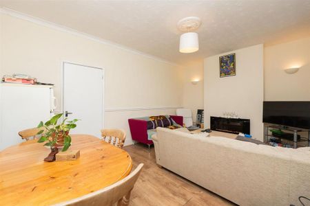 3 bedroom house to rent - Photo 3