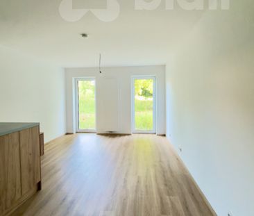 Pronájem bytu 1+kk a garsoniéry 37 m², Danielova 1152, Praha - Photo 1