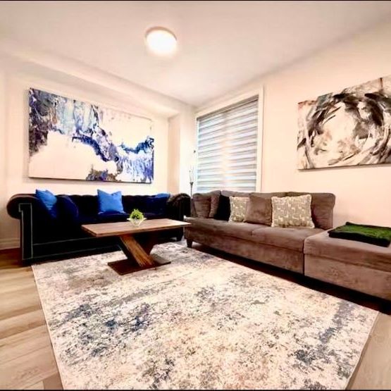 For Lease - 7481 Splendour Drive, Niagara Falls, Ontario - Photo 1