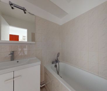 Location Appartement 1 pièces 28 m2 à Pontault-Combault - Photo 3