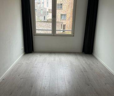 Appartement te huur: Mary van der Sluisstraat 372 1095 ME Amsterdam - Photo 2