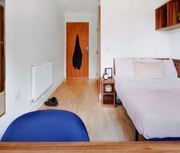 Deluxe Plus Ensuite - Photo 1