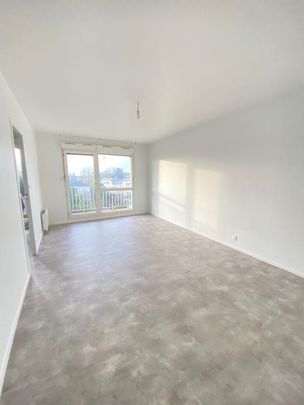 F2 Le Corrot - Photo 1