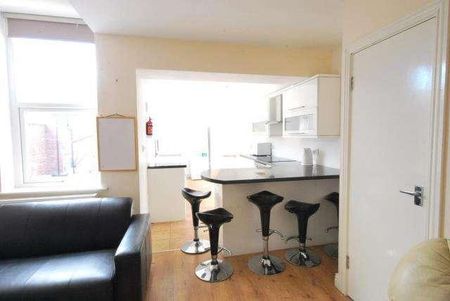 Tavistock Road, Jesmond, Newcastle Upon Tyne, NE2 - Photo 2