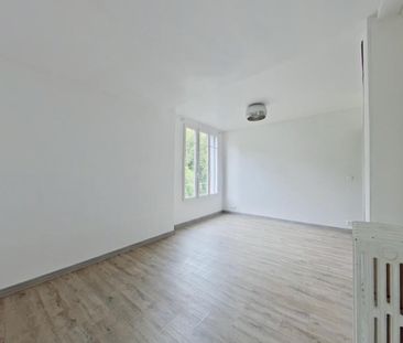 Location Appartement 4 pièces 83m² POITIERS 86000 - Photo 4