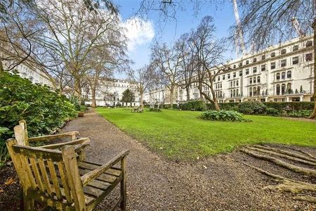 Clifford Court, Kensington Gardens Squar, W2 - Photo 3