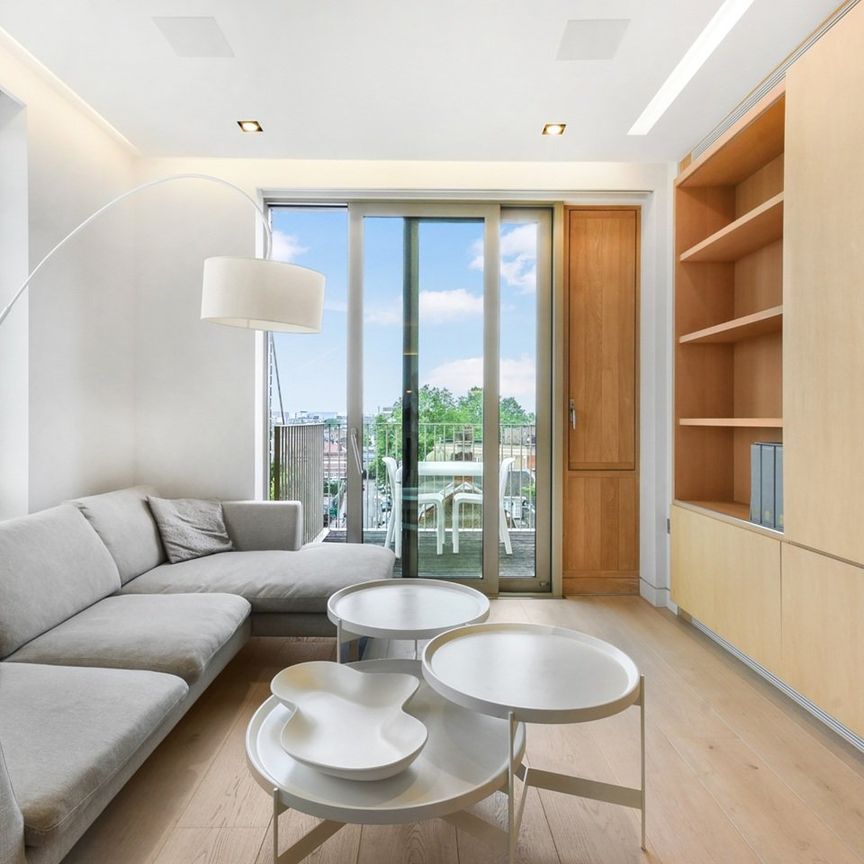 2 Bed Flat, Duchess Walk, SE1 - Photo 1