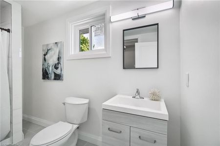 For Lease - 10 Comet Avenue Unit# 1, Hamilton, Ontario - Photo 2