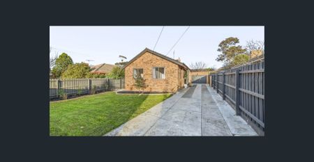 Family Home in Prime Reservoir Location – Spacious, Light-Filled & Convenient - Photo 5