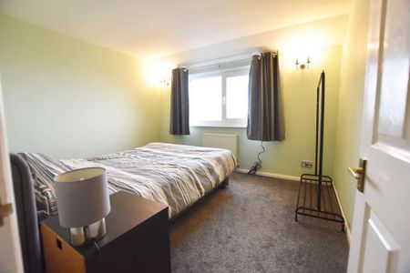 4 bedroom penthouse to rent - Photo 4