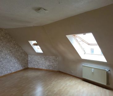 Gemütliche 2-Zimmerwohnung im Dachgeschoss in zentraler Lage in Wel... - Foto 6