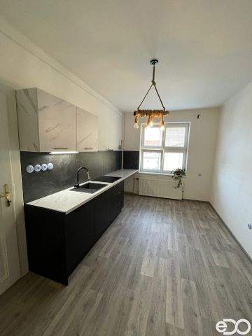 Pronájem bytu 3+1 96 m² - Фото 4