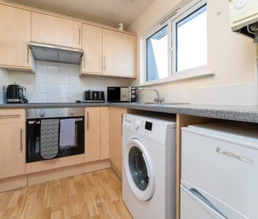 Studio to rent - Photo 6