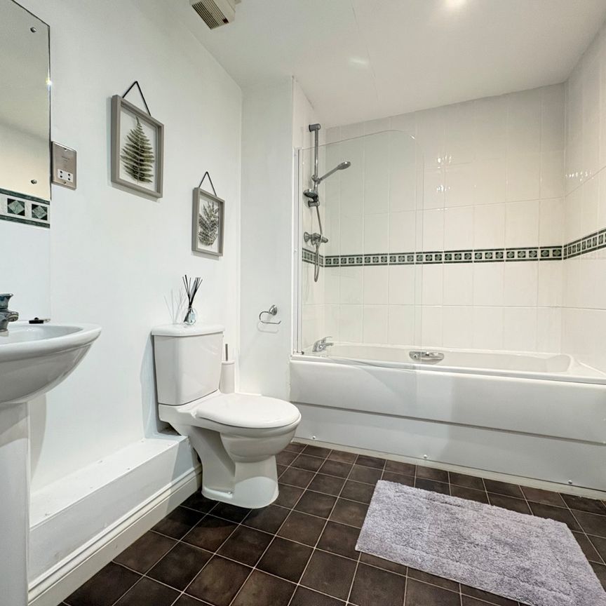 2 bedroom apartment to rent - Photo 1