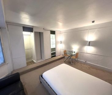 1 bedroom bedsit to rent - Photo 1