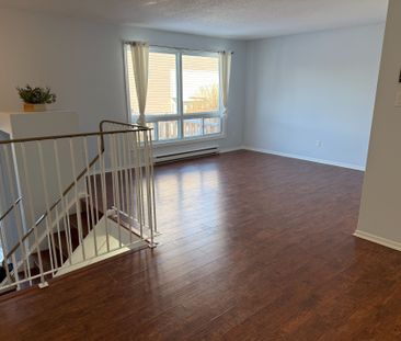 For Lease - 25H Banner Road, South of Baseline to Knoxdale, Ontario - Photo 1