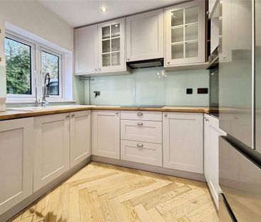 2 bedroom semi-detached house to rent - Photo 5