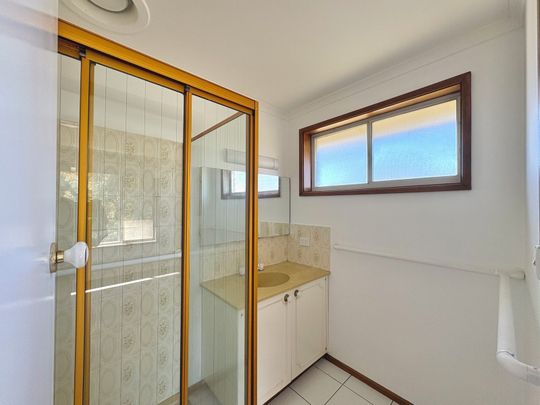 Charming Refreshed Family Residence in Old Highton - Photo 1