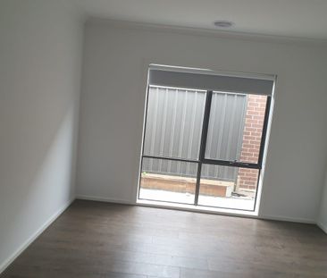 17 Agatha Way, Werribee, Vic 3030 - Photo 1