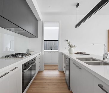 Brand New Modern 4-Bedroom Townhouse in McKinnon School Zone - Photo 4