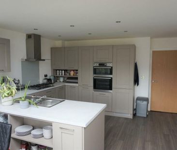 Room in a Shared House, Hidden Lock, B66 - Photo 6