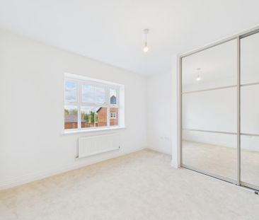 4 bedroom detached house to rent - Photo 5