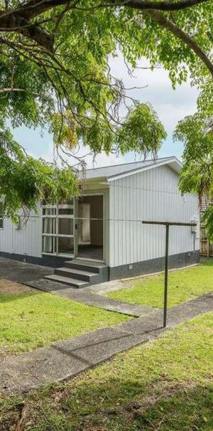 Cozy city living - Photo 1