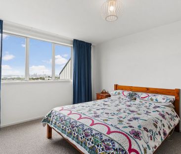 Birkenhead 1BR, Views, Fully Furnished, Short Term - Photo 4
