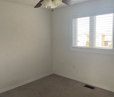 For Lease - 93 Courtney Crescent Unit# Main, Barrie, Ontario - Photo 5