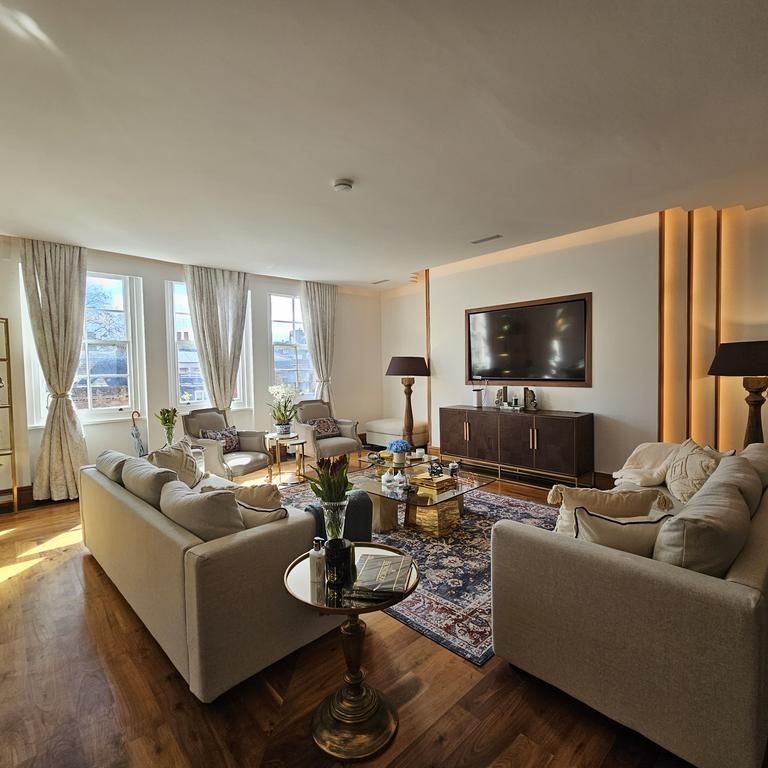 4 bedroom flat to rent - Photo 1