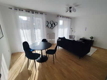 Location - appartement - 67.25 m² - 3 Pièces - Photo 2
