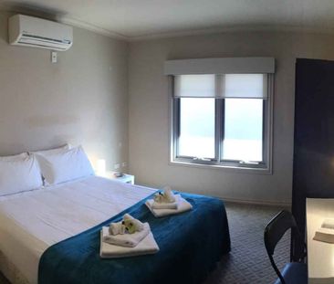 Room 8 (Non Ensuite) - Photo 4