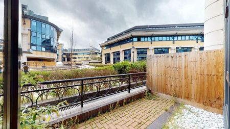 Studio to rent - Photo 5