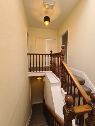 Manor Park – Top Floor Flat - Photo 1