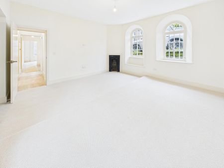 2 bedroom ground floor flat to rent - Photo 5