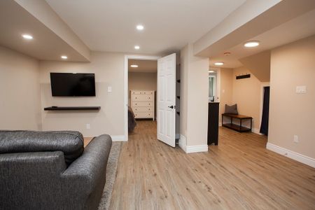 124 E42nd St. - Photo 5
