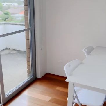 2 beds 1 bath - Photo 1