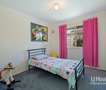 4 BEDROOM HOME WITH IN GROUND POOL - Photo 1