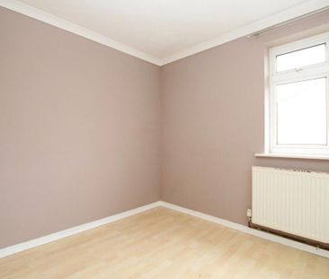 2 bedroom end of terrace house to rent - Photo 1