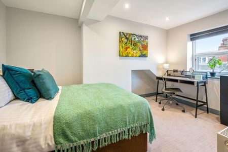 2 bedroom flat to rent - Photo 4