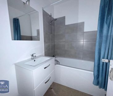 Appartement à louer 4 pièces 70.46m² - Photo 3